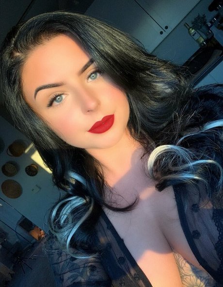 arab thick onlyfans sexy naked pic