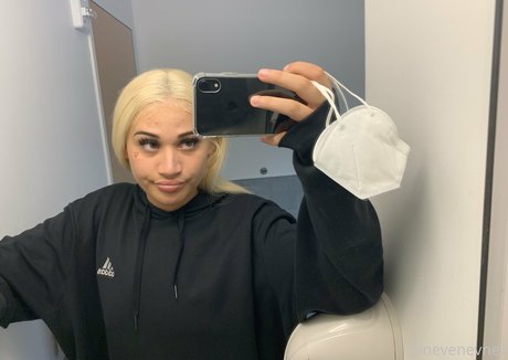 beautiful face onlyfans porno archive