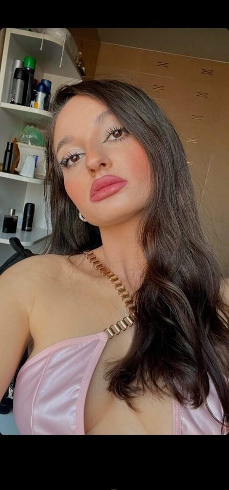 Larisa Mira Model hot pornstar picture