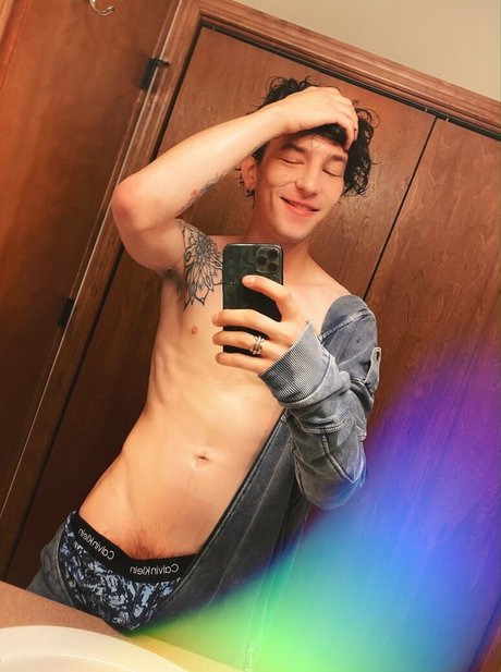 pattaya ladyboy onlyfans art porn images