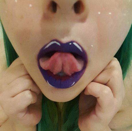 blonde young onlyfans art naked pic