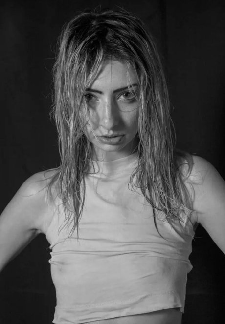 Daniela Bar nudes actress picture