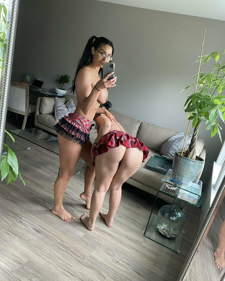 nysamoore pornstar naked pictures