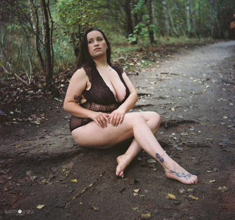 mala ruda psm model naked photo