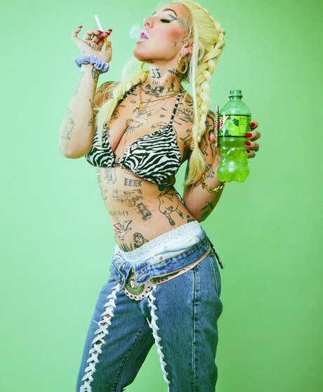 Brooke Candy model pornographic img