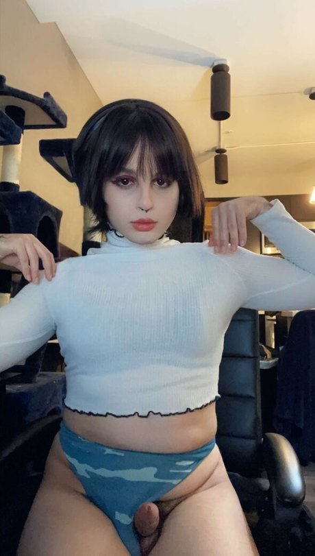 Natalie okan nude model photo