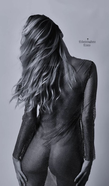 Swalina xxx model images