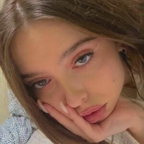 Veronifka model pornographic pics