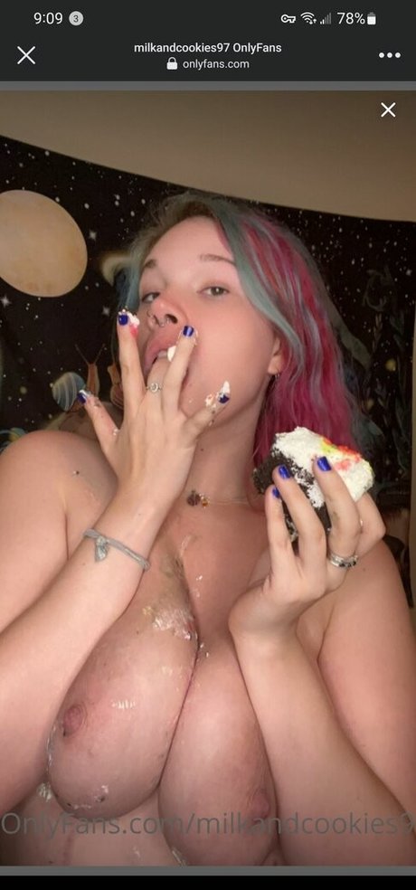 milkandcookies97 adult actress pic