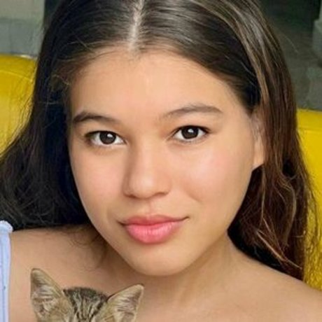yanethhmarin hd actress pictures