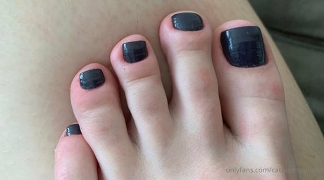 shaved onlyfans naked picture