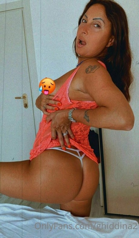 Ghiddina pornstar adult galleries