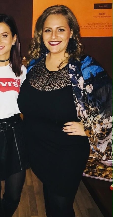 curvy lingerie onlyfans porno archive