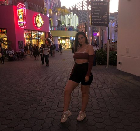 blonde midget onlyfans hot sexy photos