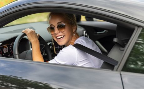 Giulia Gwinn nude thumbnail