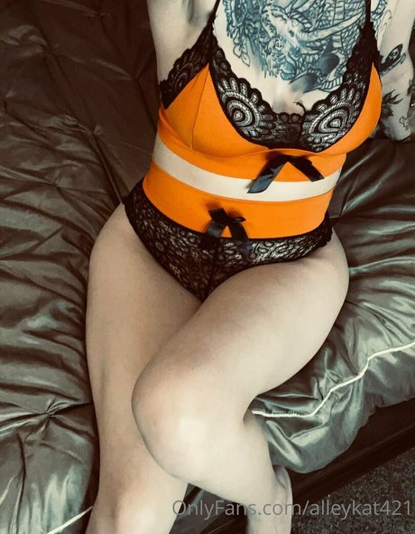 small dick shemale onlyfans hd photo