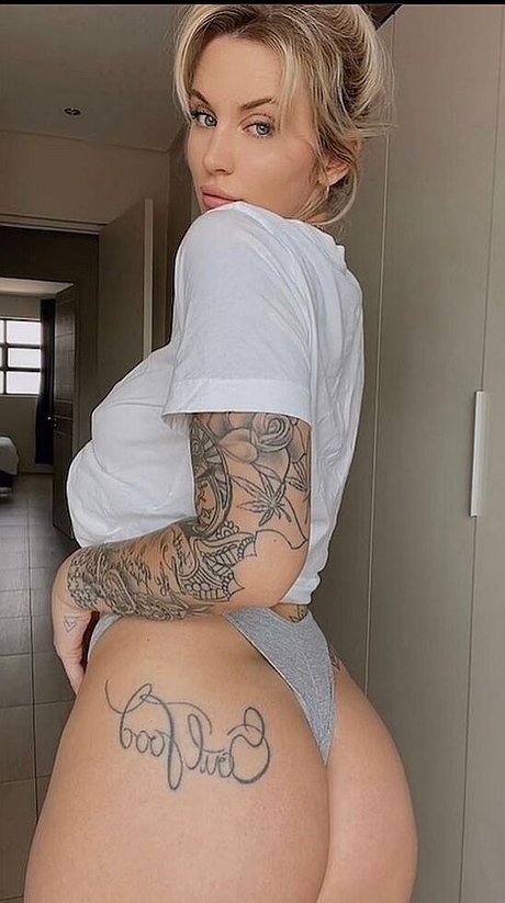 tattoo onlyfans nude photo