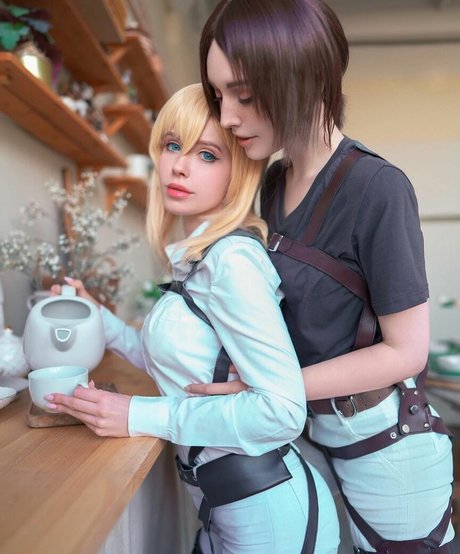 Asagi Nanami nude thumbnail