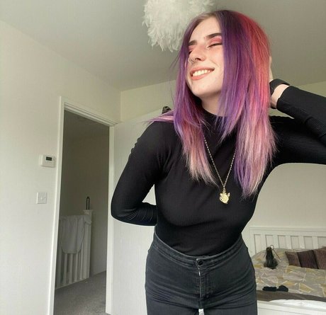 Humberstone model exclusive pics