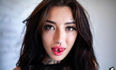 lilith sg naked model images