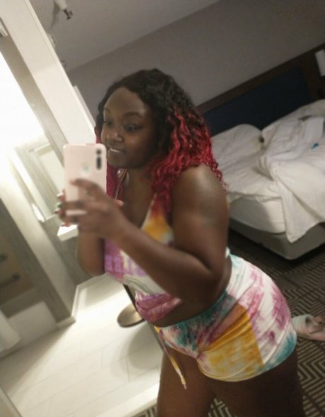 milf free onlyfans naked images