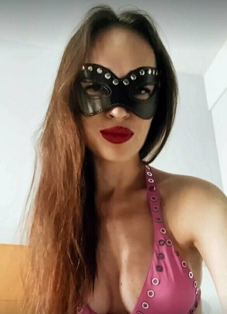 dommy nika free pornstar photos