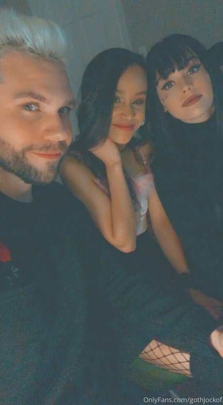 missionary onlyfans sexy xxx pic