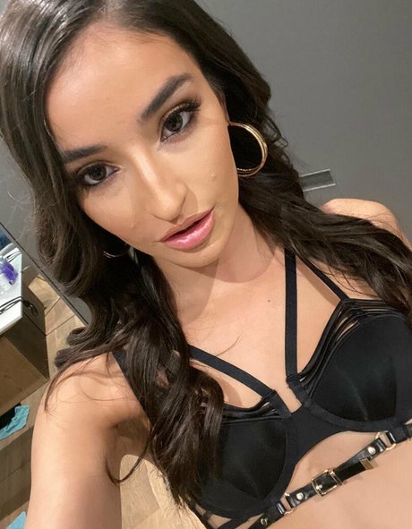 young ebony onlyfans pornographic archive