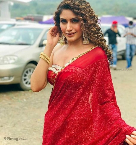 Surbhi Chandna beautiful pornstar gallery