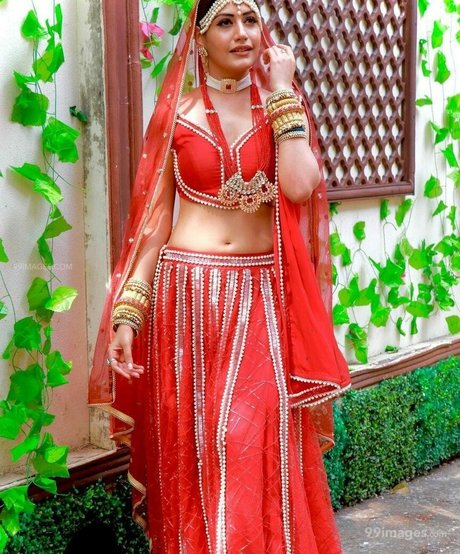 Surbhi Chandna nudes pornstar pictures