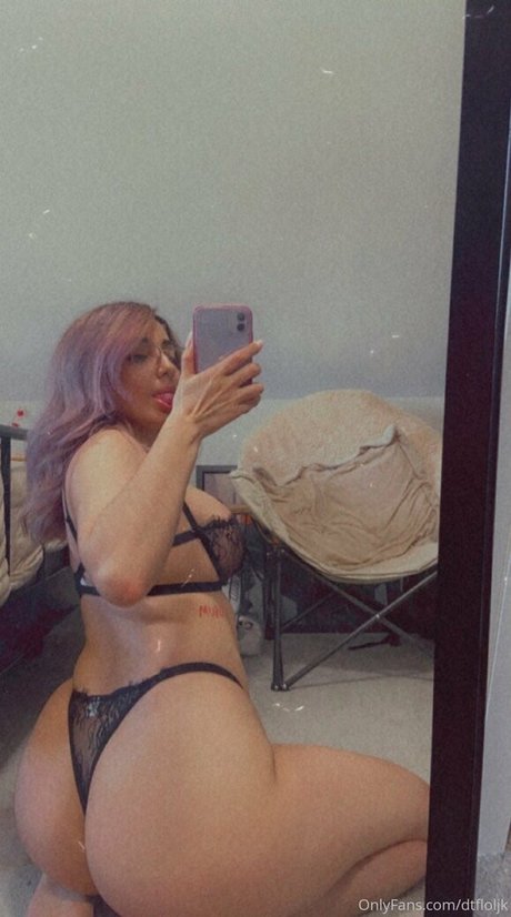 tube onlyfans pretty pic