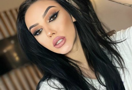 mom son onlyfans beautiful naked pic