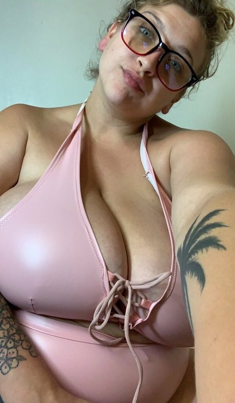 Cambria38JJ pornstar hd images