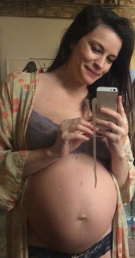 goth thick onlyfans pornographic images