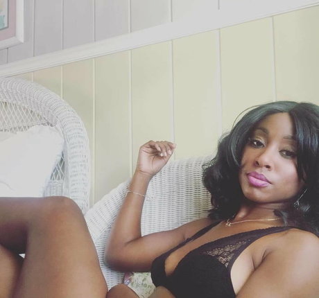 Scarlette Douglas pornstar xxx picture