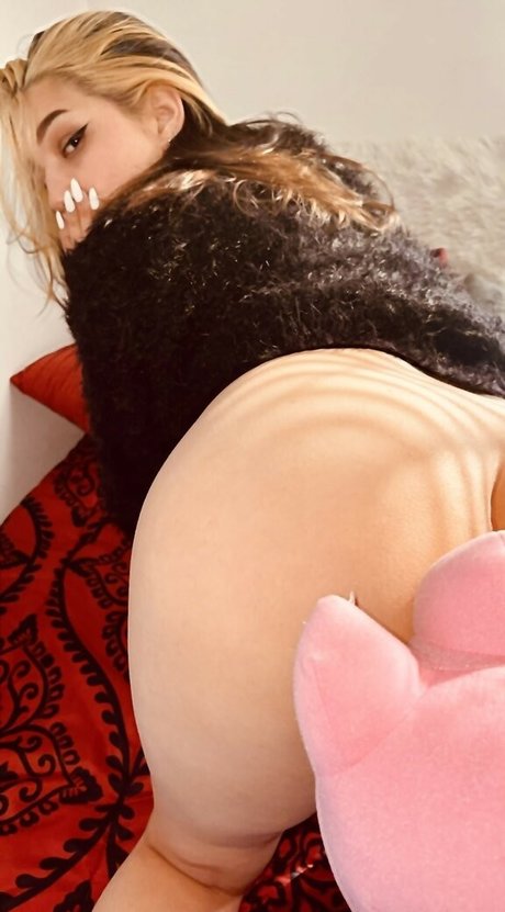 Skydxddy model top photos