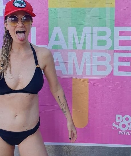 Ana Canas model nude images