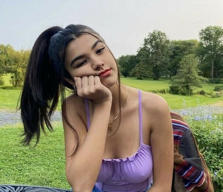 Sara Echeagaray model perfect archive