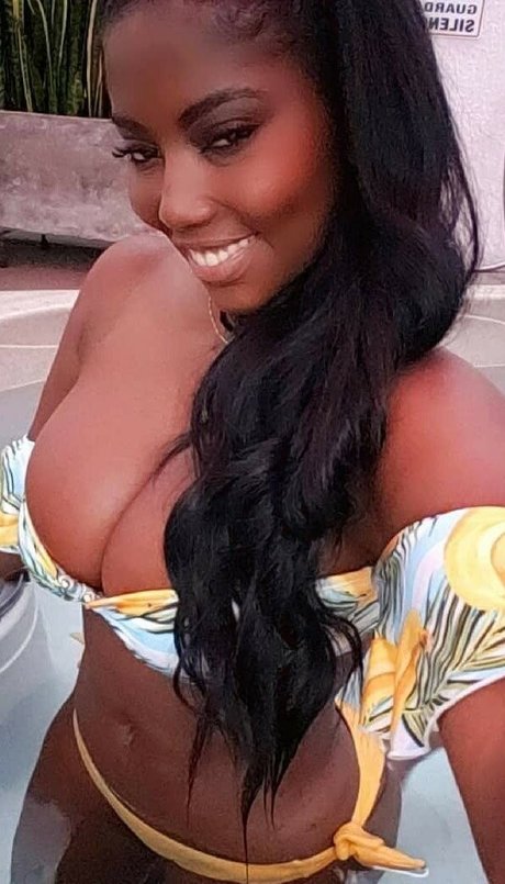 Missdeliciou_ erotic pornstar image