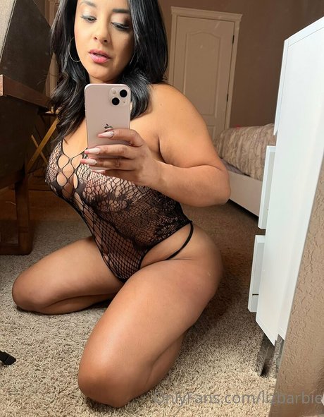 Elizabeth Retana nice pornstar photo