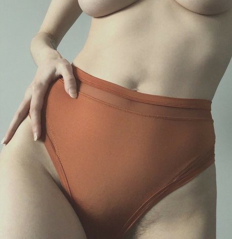 thick mom onlyfans sexy nudes pics