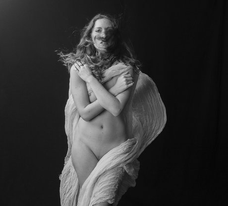 Michal Levinton beautiful model galleries