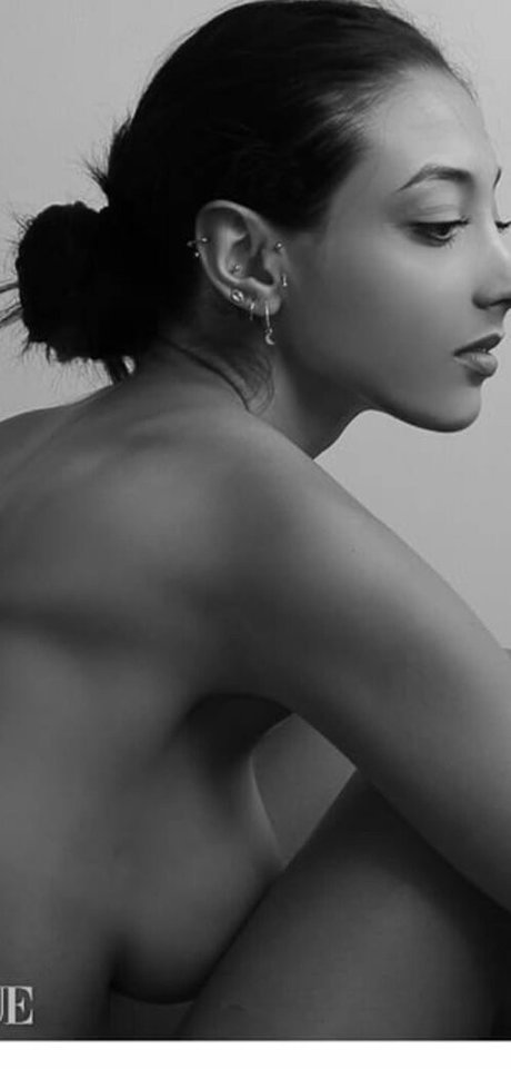 Morenaaluna star nudes image