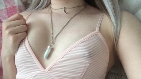 Lunar xo model sex photos