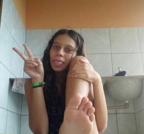 Solinhas Da Jennifer pornographic model images