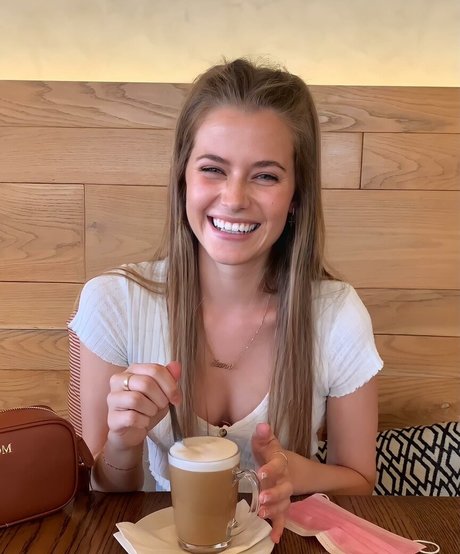 Jeanni Mulder pornstar naked pictures