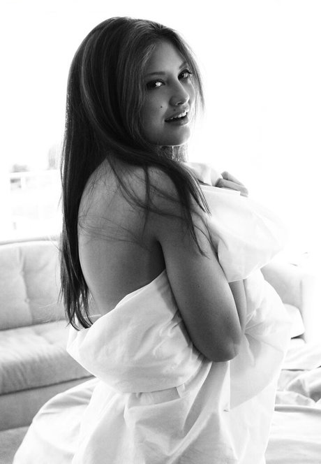 vegan onlyfans beautiful nude photo