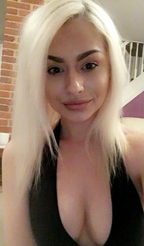 big tits cougar onlyfans sexy xxx image