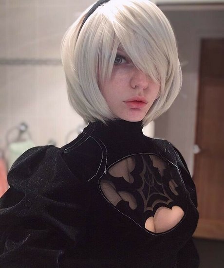 Elfvie model nudes photos