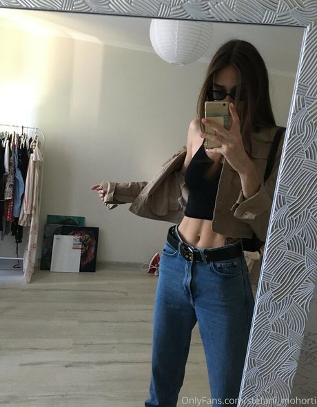 Stefani Mohort exclusive pornstar pictures